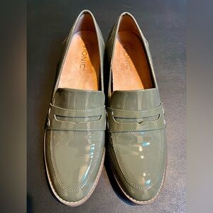 Vionic Olive Green Penny Loafers - size 9